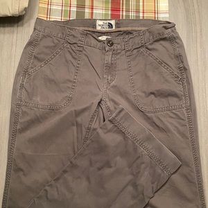 GUC TNF low rise pant. Size 6.